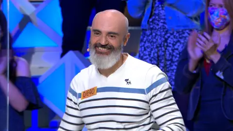 ¡A la tercera va la vencida! Diego recibe su recompensa y cae en el bote de ‘La ruleta de la suerte’ ¡A la tercera va la vencida! Diego recibe su recompensa y cae en el bote de ‘La ruleta de la suerte’