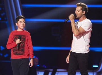 David Bisbal canta 'Mi princesa' con Lukas Urdea en las Audiciones a ciegas de 'La Voz Kids'