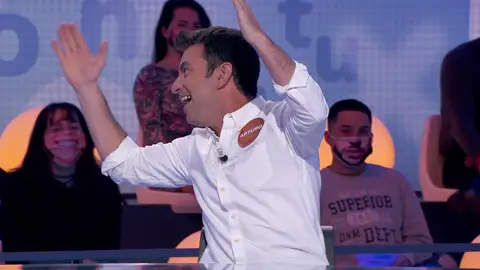 Cachondeo y buen rollo entre Arturo Valls y el público de ‘Pasapalabra’ Cachondeo y buen rollo entre Arturo Valls y el público de ‘Pasapalabra’