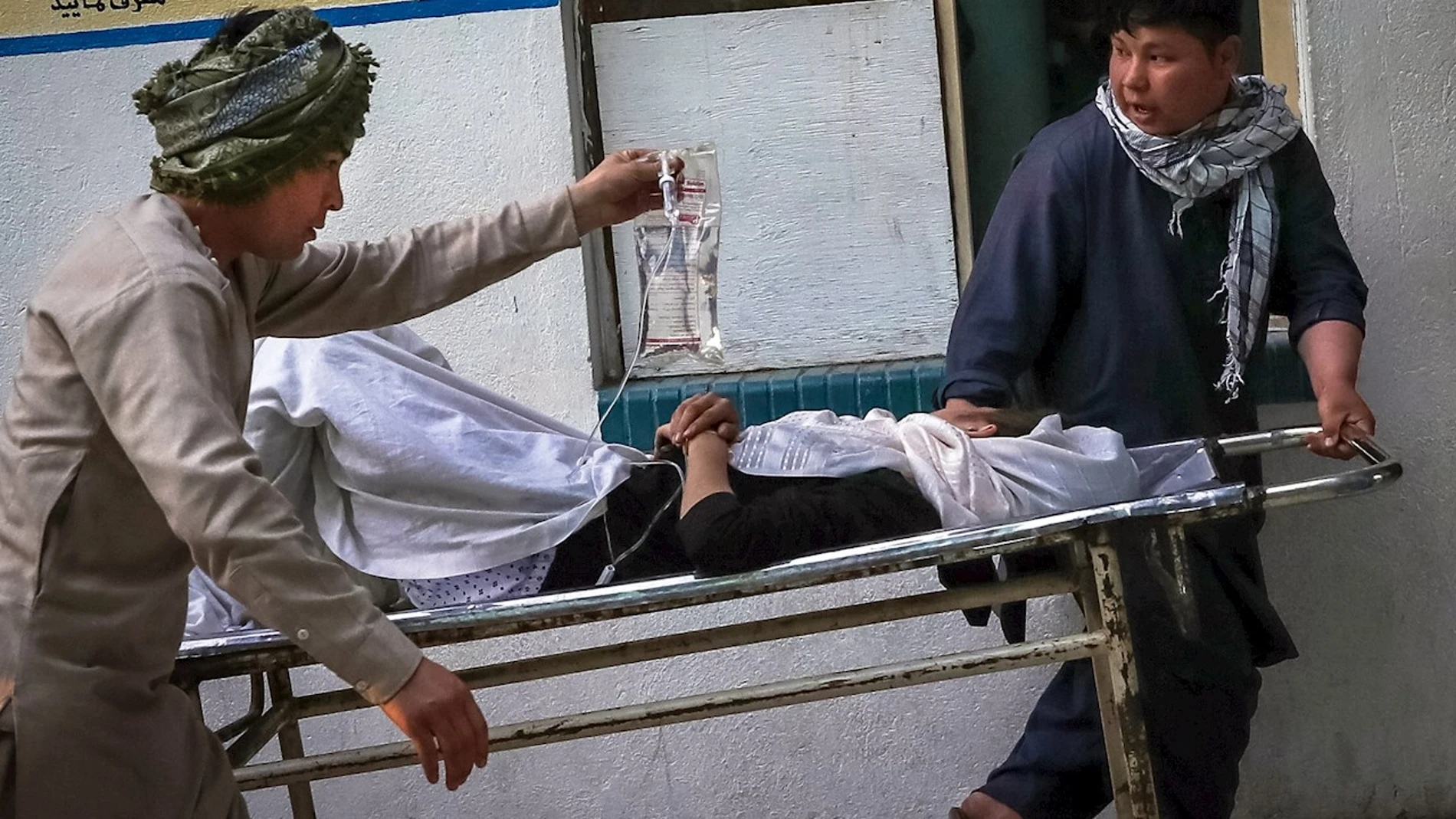 Imagen de archivo de un atentado contra una escuela femenina en Kabul, capital de Afganistán