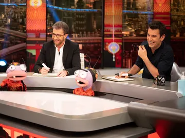 Trancas y Barrancas ponen a prueba el ojo de Arturo Valls con productos de bazar chino Trancas y Barrancas ponen a prueba el ojo de Arturo Valls con productos de bazar chino