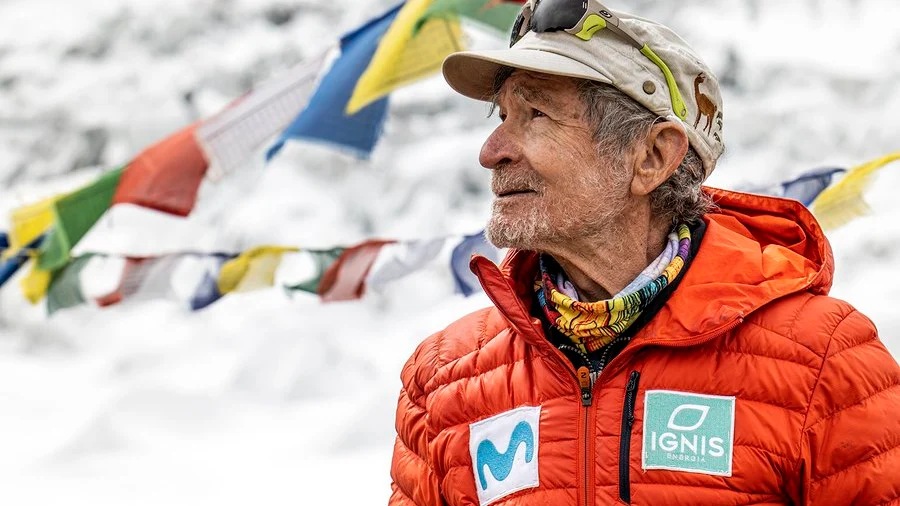 La cepa india amenaza la aventura de Carlos Soria en el Dhaulagiri: "Nuestra &uacute;nica prioridad es la salud"