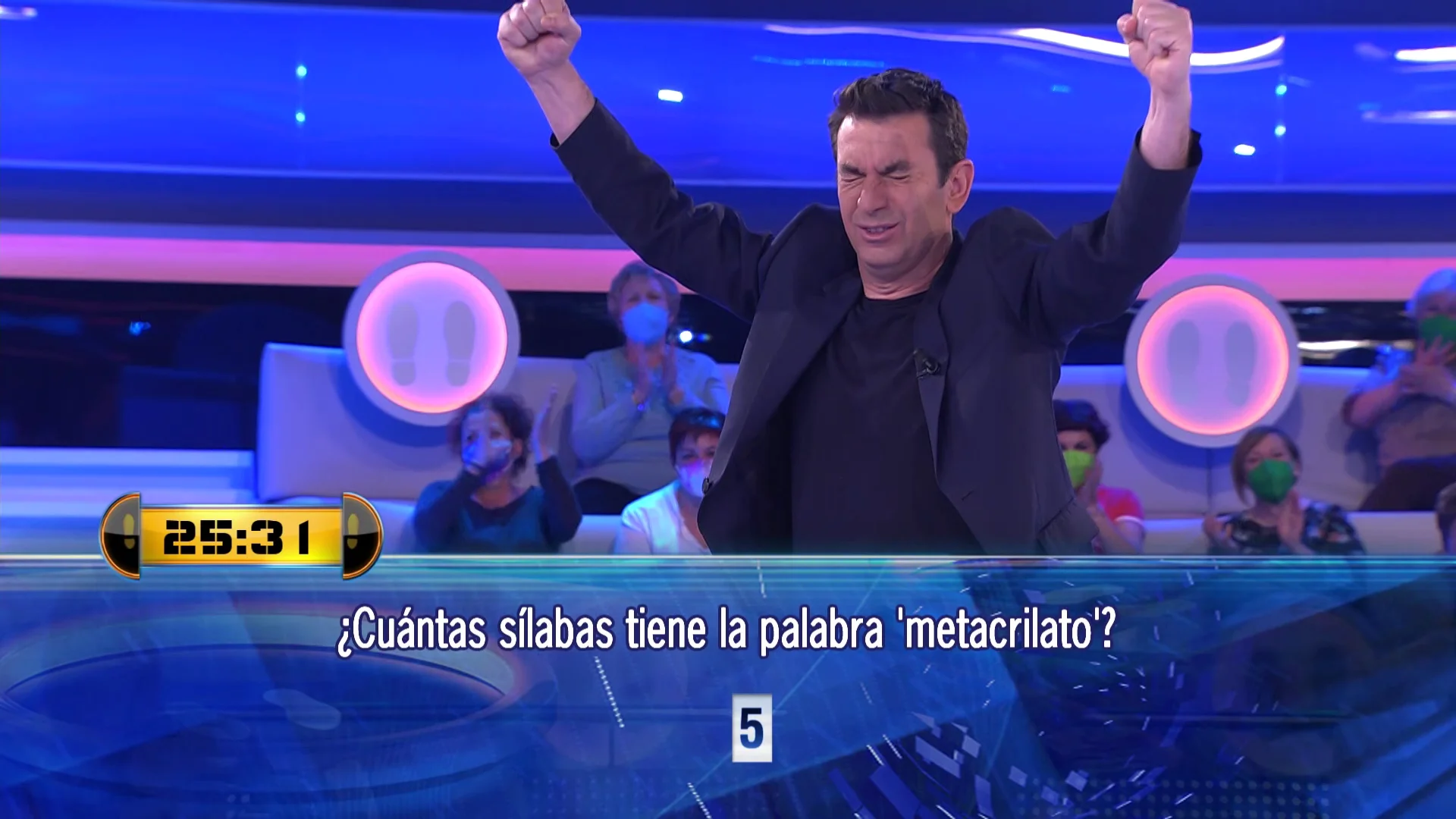 Arturo Valls, eufórico tras tanto estudiar una palabra en ‘¡Ahora caigo!’: “Ya puedo presentar ‘Pasapalabra’” Arturo Valls, eufórico tras tanto estudiar una palabra en ‘¡Ahora caigo!’: “Ya puedo presentar ‘Pasapalabra’”