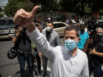 Guaidó se "abre" a negociar con Maduro para "salvar" a Venenzuela Guaidó se "abre" a negociar con Maduro para "salvar" a Venenzuela