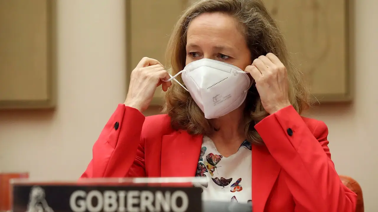 La vicepresidenta segunda y ministra de Asuntos Econ&oacute;micos y Transformaci&oacute;n Digital, Nadia Calvi&ntilde;o