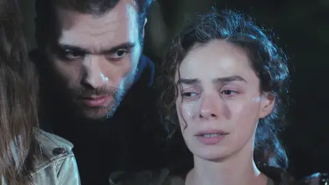 La condición extrema de Cem a Bahar y de Ceyda… bajo amenaza de muerte La condición extrema de Cem a Bahar y de Ceyda… bajo amenaza de muerte