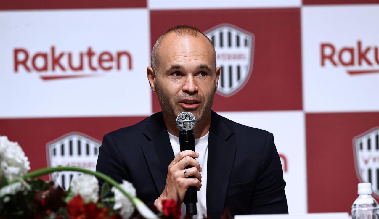 Iniesta anuncia su renovaci&oacute;n con el Vissel Kobe el d&iacute;a de su 37 cumplea&ntilde;os