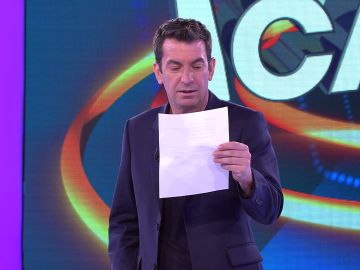 La decepción de Arturo Valls con la carta romántica de una fan de ‘¡Ahora caigo!’