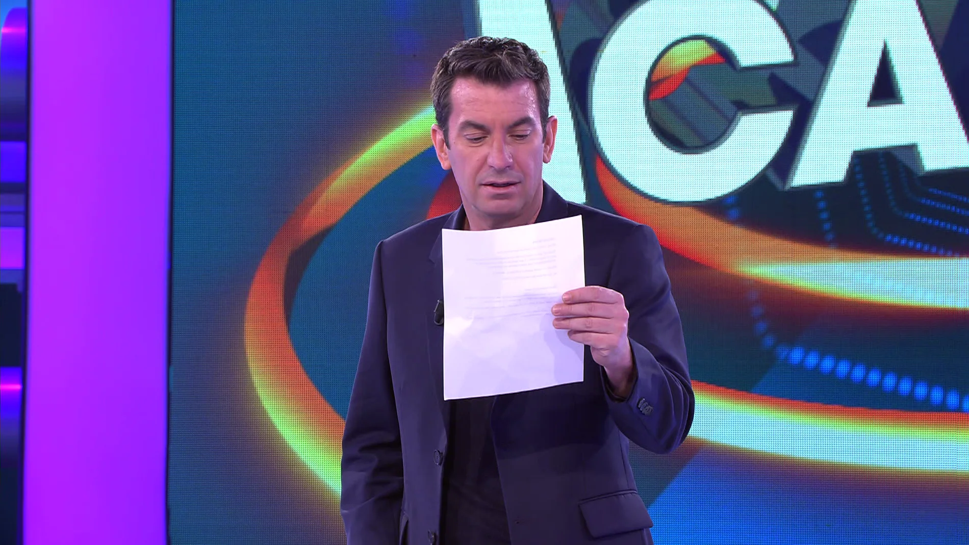 La decepción de Arturo Valls con la carta romántica de una fan de ‘¡Ahora caigo!’