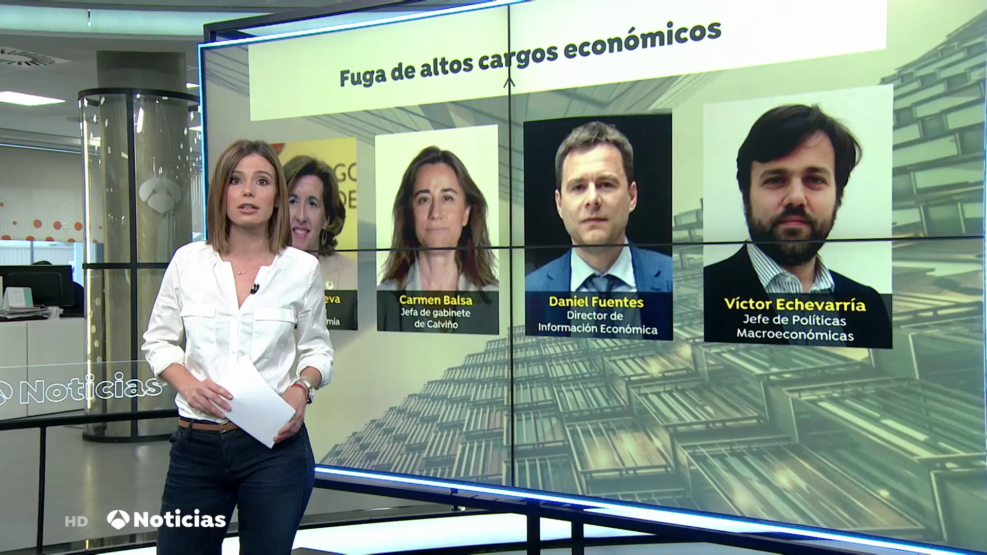 Goteo de bajas de altos cargos econ&oacute;micos del Gobierno, desde la secretaria de Estado a dos directores de Moncloa