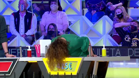 La suerte cambiante de Paloma en un mismo panel La suerte cambiante de Paloma en un mismo panel