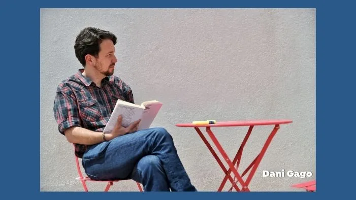 Pablo Iglesias se corta la coleta y renuncia a un 'símbolo político' con el cambio de look Pablo Iglesias se corta la coleta y renuncia a un 'símbolo político' con el cambio de look