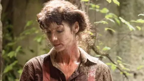 Caitriona Balfe como Claire en 'Outlander' Caitriona Balfe como Claire en 'Outlander'