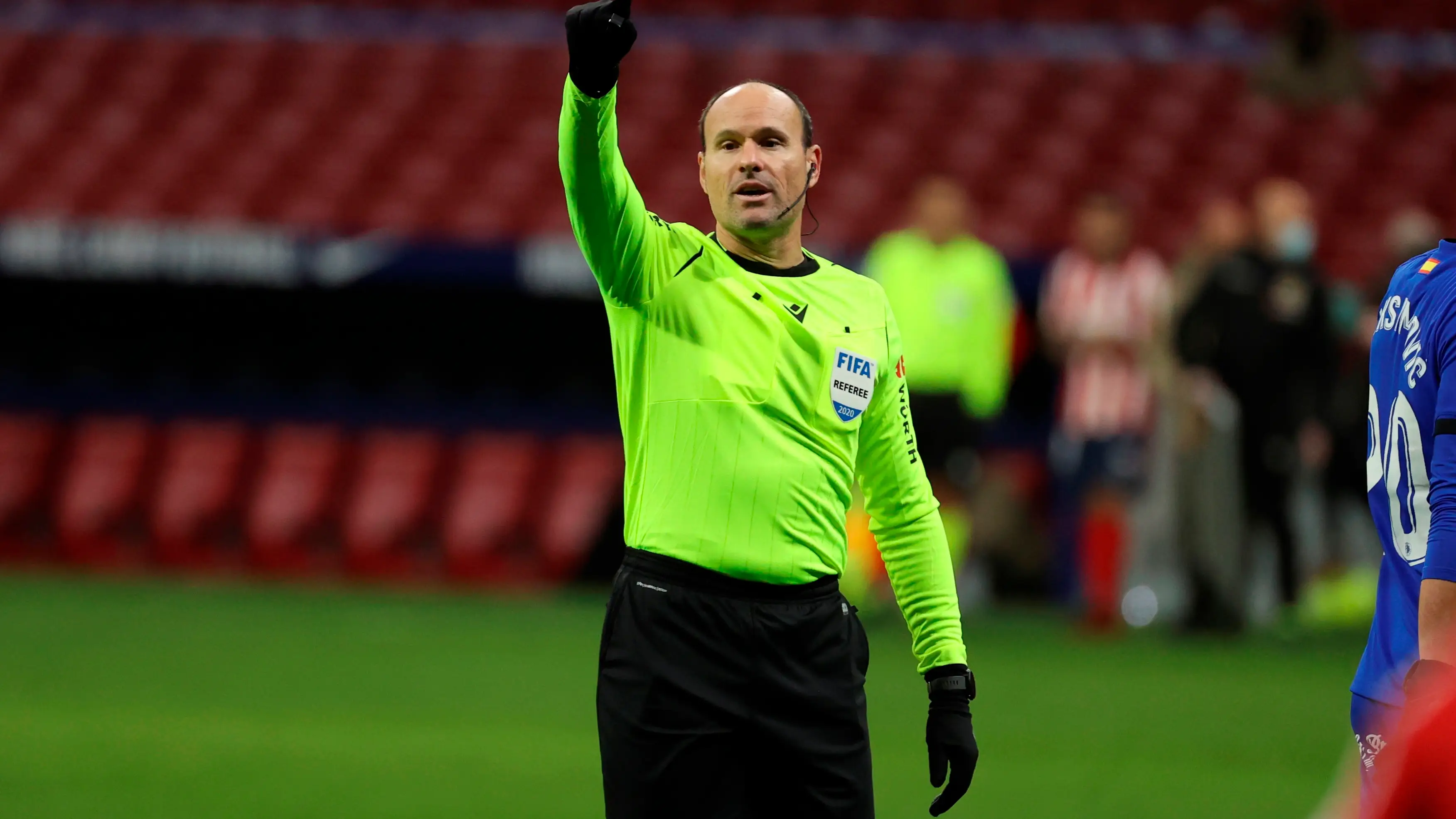 Mateu Lahoz arbitrará la final de la Champions entre Manchester City y Chelsea Mateu Lahoz arbitrará la final de la Champions entre Manchester City y Chelsea