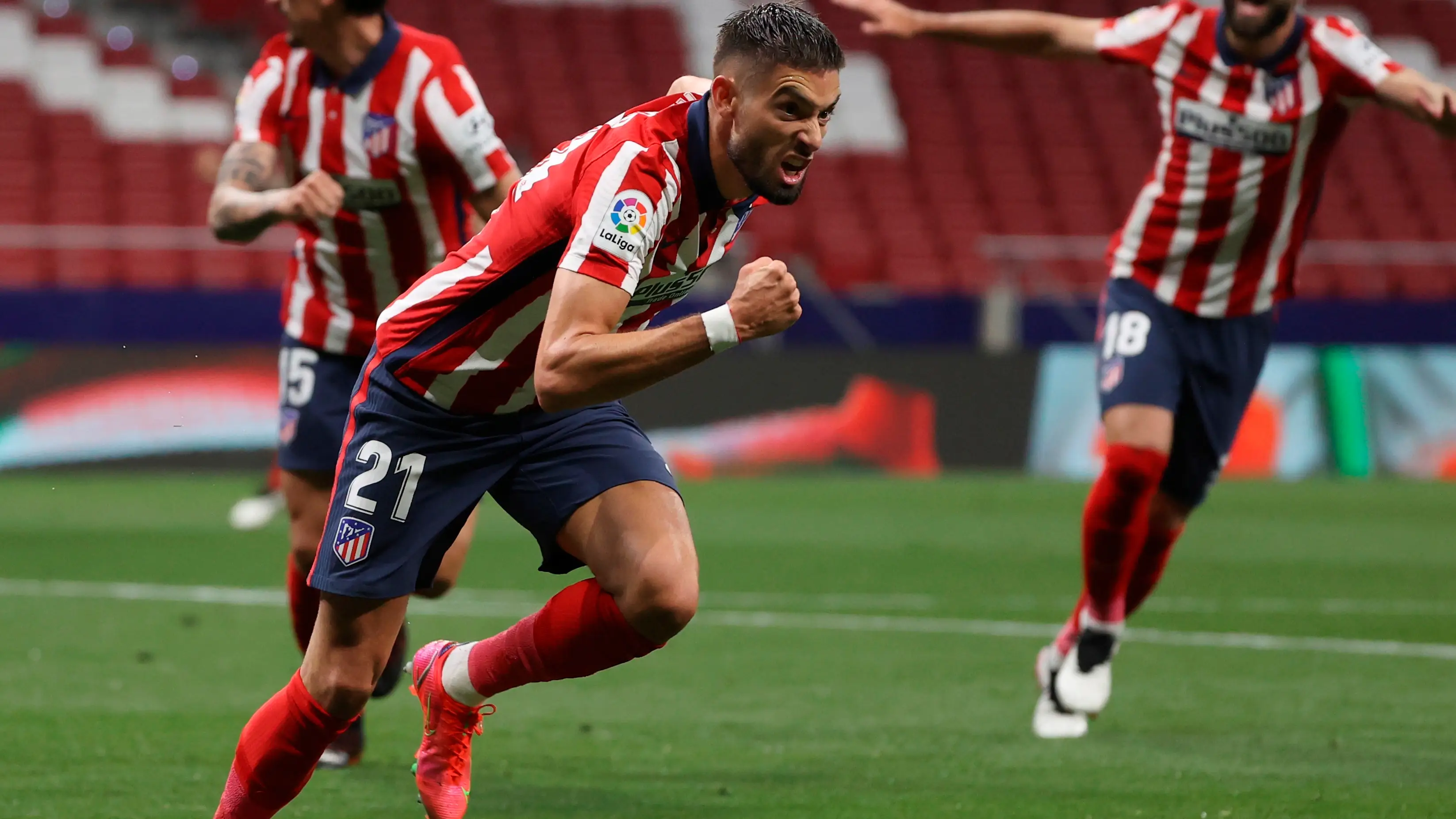 El Atl&eacute;tico de Madrid da un paso de gigante hacia el t&iacute;tulo de Liga