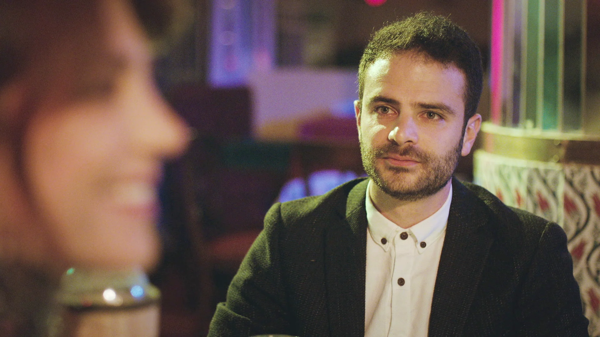 ¡Surge la chipa del amor! Raif, enamorado de Ceyda durante una inesperada cena en pareja