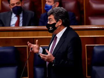 José Luís Escrivá José Luís Escrivá