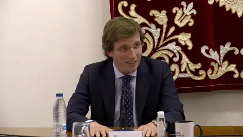 Martínez-Almeida, sobre el rifirrafe con la delegada de Madrid: "La confianza que tenemos nos traicionó" Martínez-Almeida, sobre el rifirrafe con la delegada de Madrid: "La confianza que tenemos nos traicionó"