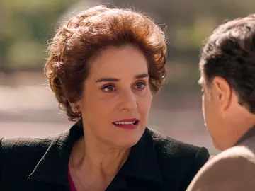 ¡Benigna abre los ojos! Eduardo le da calabazas en su primera cita ¡Benigna abre los ojos! Eduardo le da calabazas en su primera cita