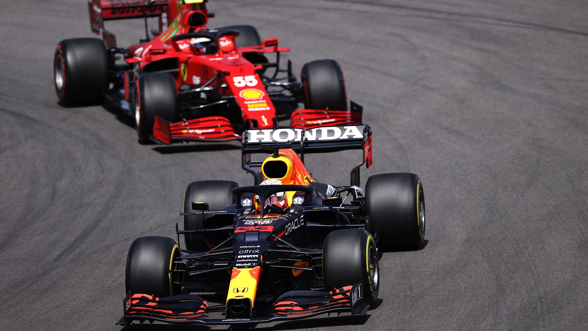 Sainz firma un gran 2º puesto en el GP de Mónaco, Verstappen fue primero y Alonso 13º