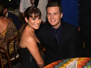 Jonathan Groff y Lea Michele Jonathan Groff y Lea Michele