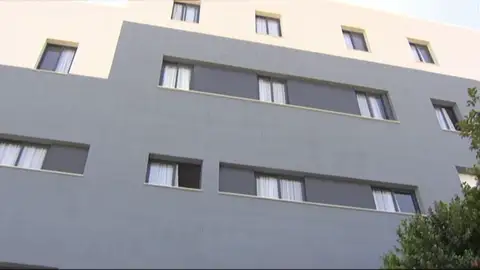 Confirmado un brote de coronavirus en una residencia de estudiantes en Sevilla con 26 positivos Confirmado un brote de coronavirus en una residencia de estudiantes en Sevilla con 26 positivos