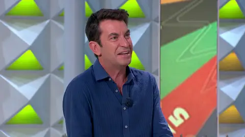 La aparición sorpresa de Arturo Valls en ‘La ruleta de la suerte’: “Mask Singer tiene el mejor casting de la historia” La aparición sorpresa de Arturo Valls en ‘La ruleta de la suerte’: “Mask Singer tiene el mejor casting de la historia”