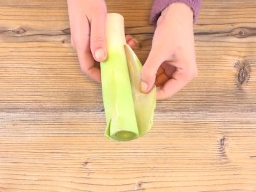Cómo limpiar y cortar los puerros de forma fácil