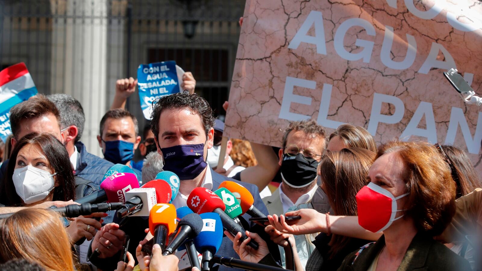 El PP, Vox y Ciudadanos amenazan con ir a los tribunales si el Gobierno indulta a los condenados del procés