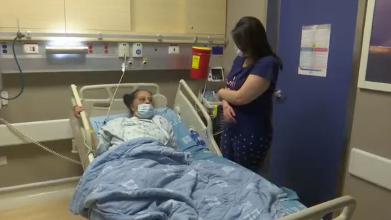 Una mujer árabe recibe un riñón de un judío muerto en los ataques