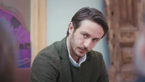 Emre destapa su lado más cruel con tan de hacerse con la tutela de su hijo Emre destapa su lado más cruel con tan de hacerse con la tutela de su hijo