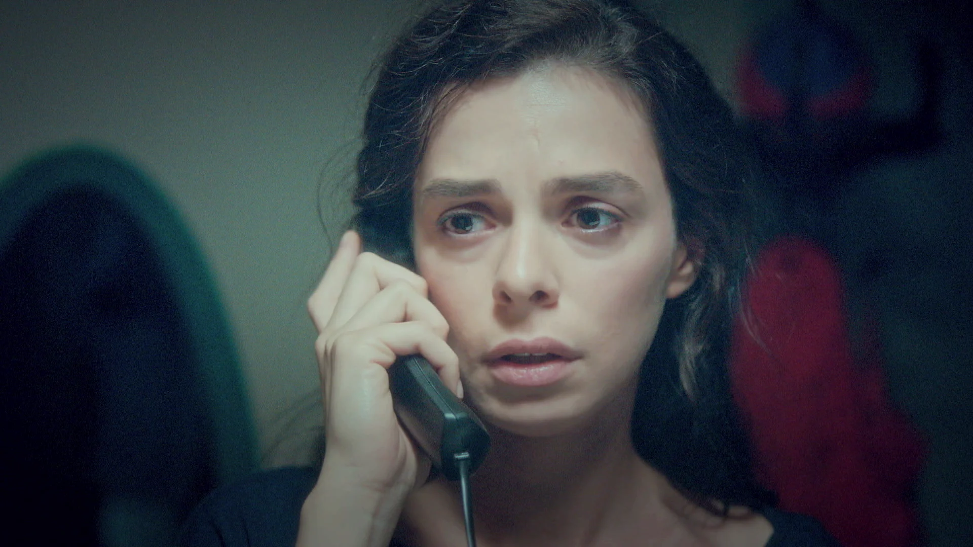 Avance de ‘Mujer’: Bahar recuerda cómo aprendió a sobrevivir tras la muerte de Sarp Avance de ‘Mujer’: Bahar recuerda cómo aprendió a sobrevivir tras la muerte de Sarp