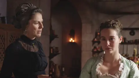 Úrsula reprenda a Elisa: “¿Pondrás en juego tu trabajo por tus principios?” Úrsula reprenda a Elisa: “¿Pondrás en juego tu trabajo por tus principios?”