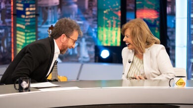 María Teresa Campos confiesa la peculiar forma que tiene de dormir con su perra Lula
