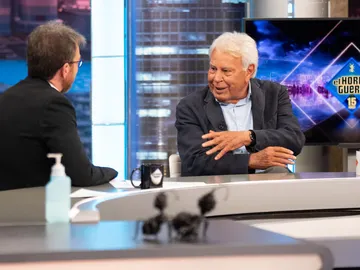El consejo de Felipe González a los aspirantes a la política: "Hay que demostrar que se sirve para otras cosas" El consejo de Felipe González a los aspirantes a la política: "Hay que demostrar que se sirve para otras cosas"