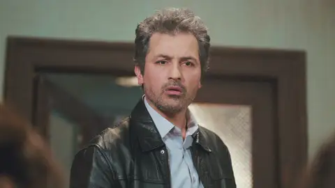 Avance de ‘Mujer’: La evidente demostración de que Arif sigue enamorado de Bahar Avance de ‘Mujer’: La evidente demostración de que Arif sigue enamorado de Bahar