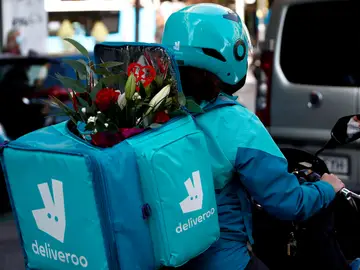 Deliveroo anuncia su intención de salir de España por la competencia Deliveroo anuncia su intención de salir de España por la competencia
