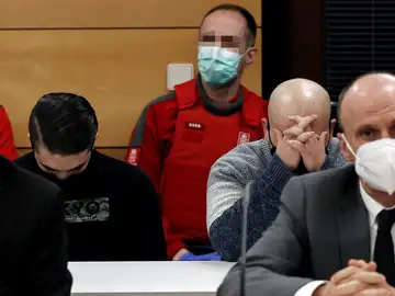 Juan Carlos Jiménez se declara culpable del triple asesinato de Cáseda: "Cuando saco el arma, no me acuerdo de nada" Juan Carlos Jiménez se declara culpable del triple asesinato de Cáseda: "Cuando saco el arma, no me acuerdo de nada"