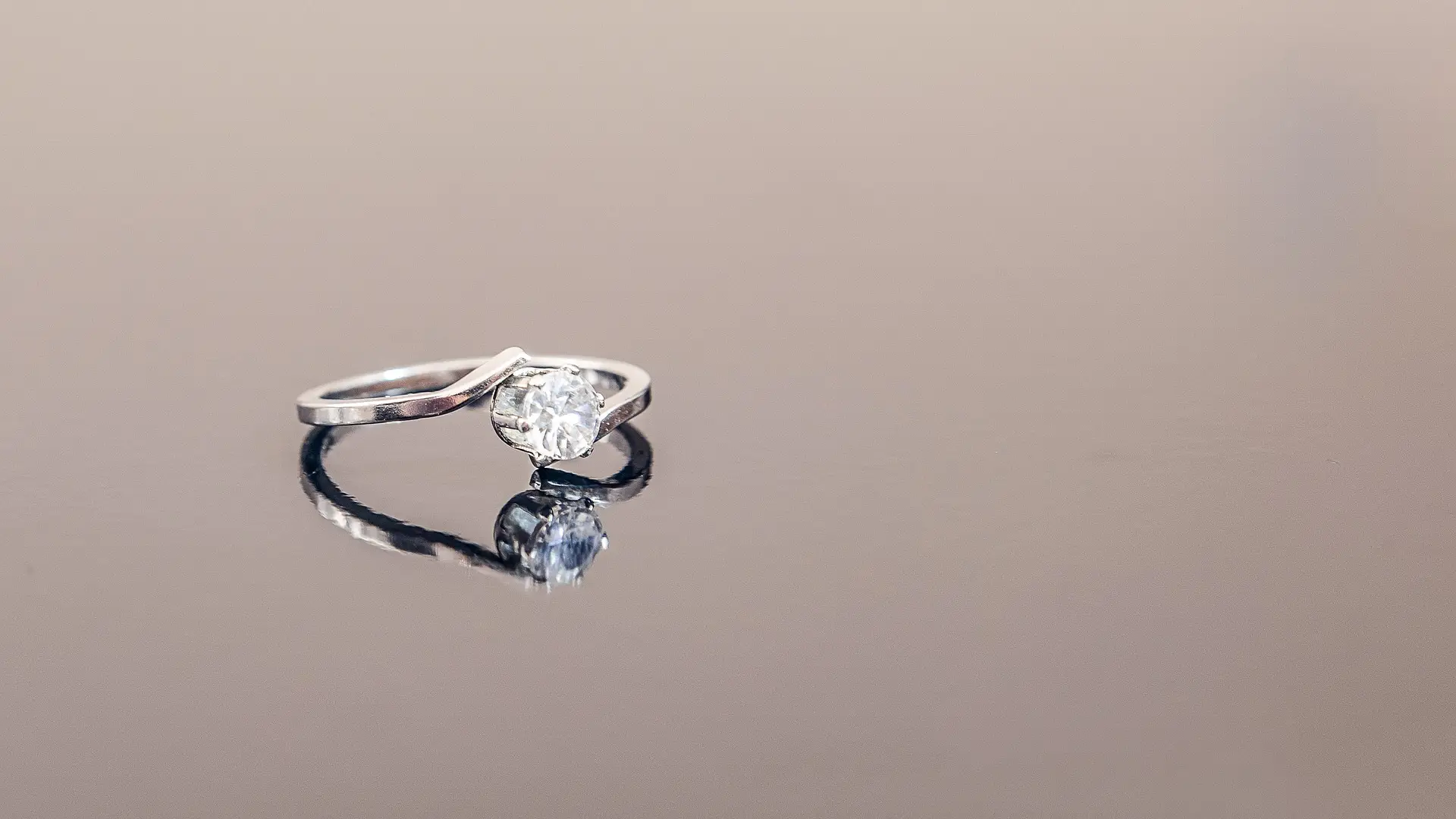 Arruina su pedida de matrimonio y se hace viral en TikTok