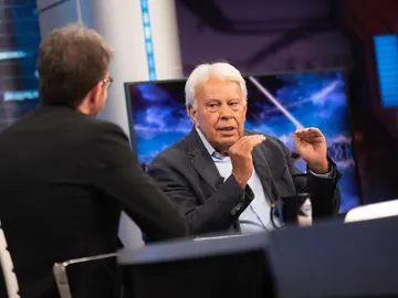 Felipe González, sobre la gestión de la pandemia: "Nos queda un tiempo difícil" Felipe González, sobre la gestión de la pandemia: "Nos queda un tiempo difícil"