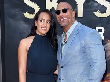 Dwayne Johnson y su hija Simone Alexandra Dwayne Johnson y su hija Simone Alexandra