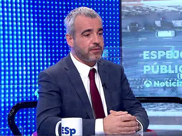 Un café con Maurici Lucena. Un café con Maurici Lucena.