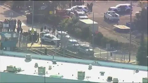 Varios muertos tras un tiroteo en una estación ferroviaria de San José, California Varios muertos tras un tiroteo en una estación ferroviaria de San José, California