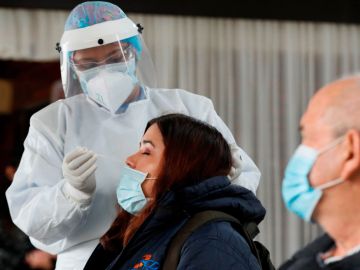 Suben los contagios de coronavirus en España