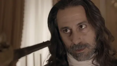 La descabellada venganza de Enrique: “¿Dónde está la Sol Montijos que nunca se enamoraba de nadie?” La descabellada venganza de Enrique: “¿Dónde está la Sol Montijos que nunca se enamoraba de nadie?”