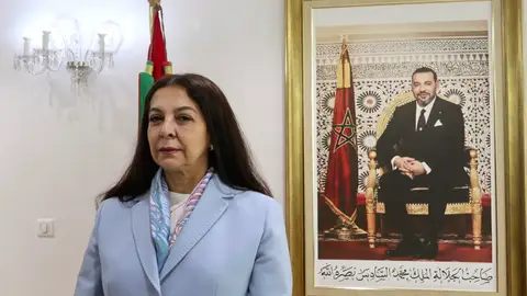 La embajadora de Marruecos acusa a González Laya de poner en cuestión "el respeto mutuo" entre ambos países La embajadora de Marruecos acusa a González Laya de poner en cuestión "el respeto mutuo" entre ambos países