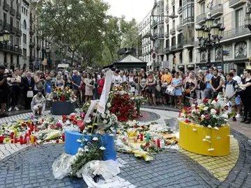 Condenados con penas de hasta 53 años de cárcel los acusados por los atentados de Barcelona Condenados con penas de hasta 53 años de cárcel los acusados por los atentados de Barcelona