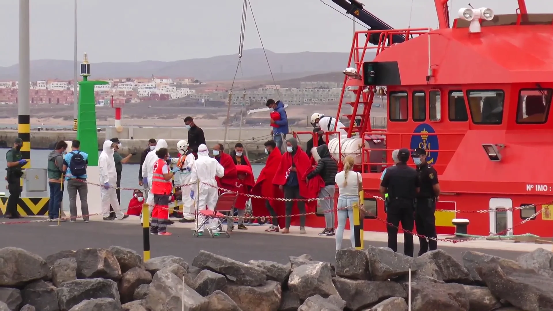 Varios inmigrantes intentan cruzar a Algeciras escondidos en un barco que salía desde Ceuta Varios inmigrantes intentan cruzar a Algeciras escondidos en un barco que salía desde Ceuta