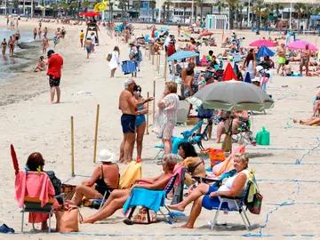 Bono Turístico de 600€: quiénes pueden solicitarlo y qué requisitos son necesarios Bono Turístico de 600€: quiénes pueden solicitarlo y qué requisitos son necesarios