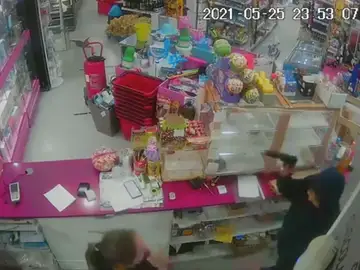 Atraco en una gasolinera a punta de pistola en Murcia Atraco en una gasolinera a punta de pistola en Murcia